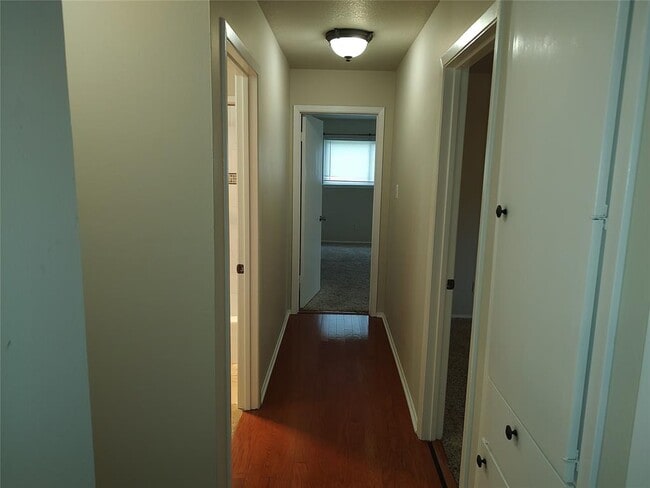 Building Photo - 11701 Shoshone Dr