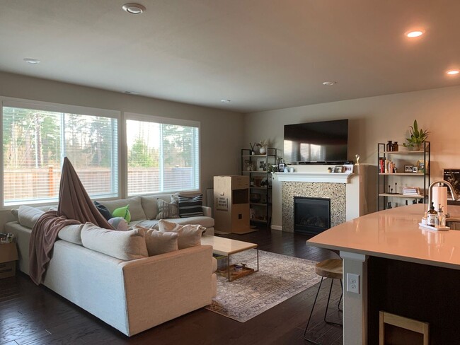 Building Photo - Northshore, Bothell, Millcreek 4 bedroom H...