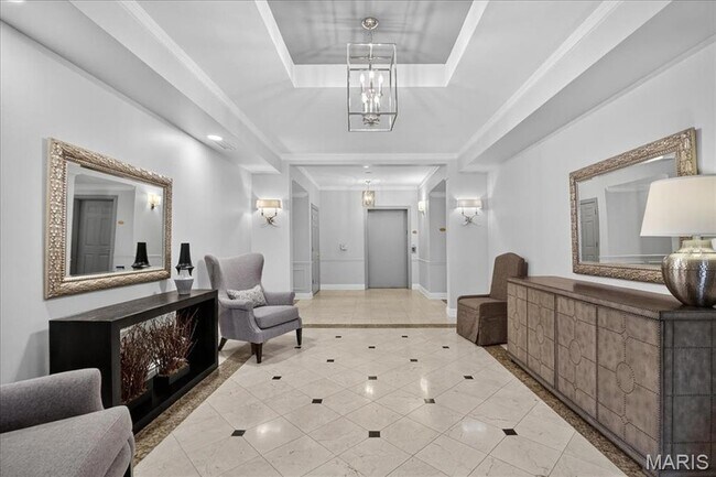 Building Photo - 500 North and South Rd