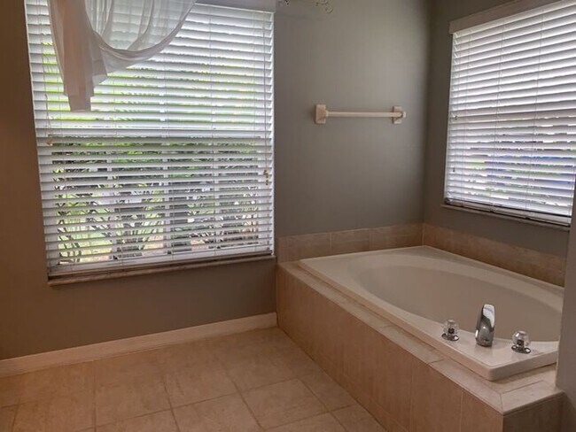 Building Photo - WEST MEADOWS - NEW TAMPA