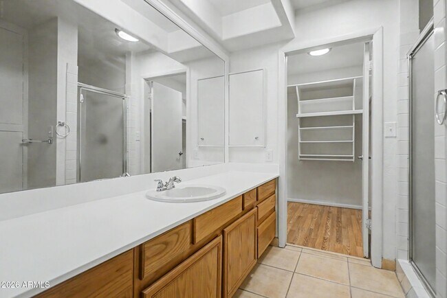 Building Photo - 3734 E Montecito Ave