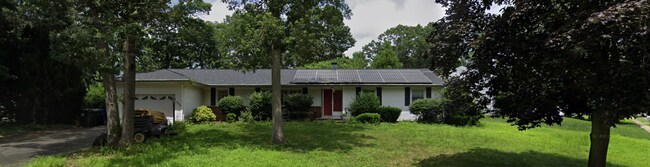 Primary Photo - 332 Colonial Dr