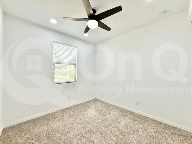 Building Photo - 25493 N 143rd Dr