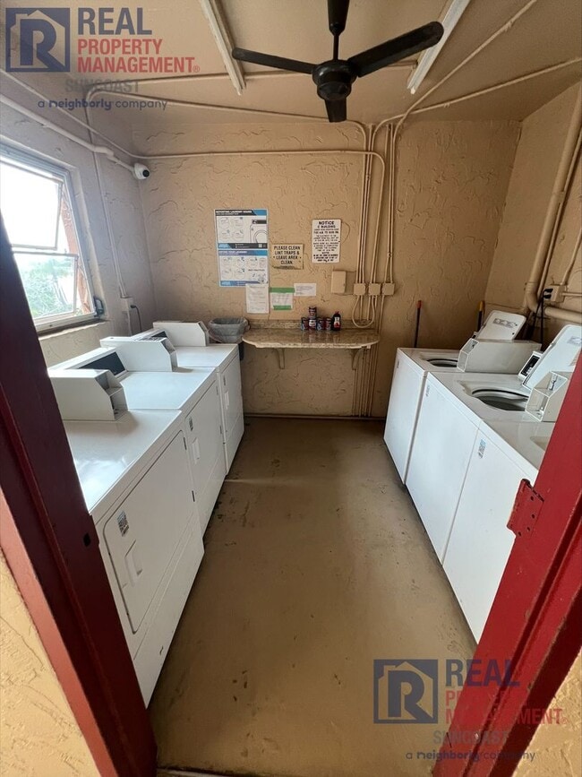 Building Photo - 4109 Lake Bayshore Dr