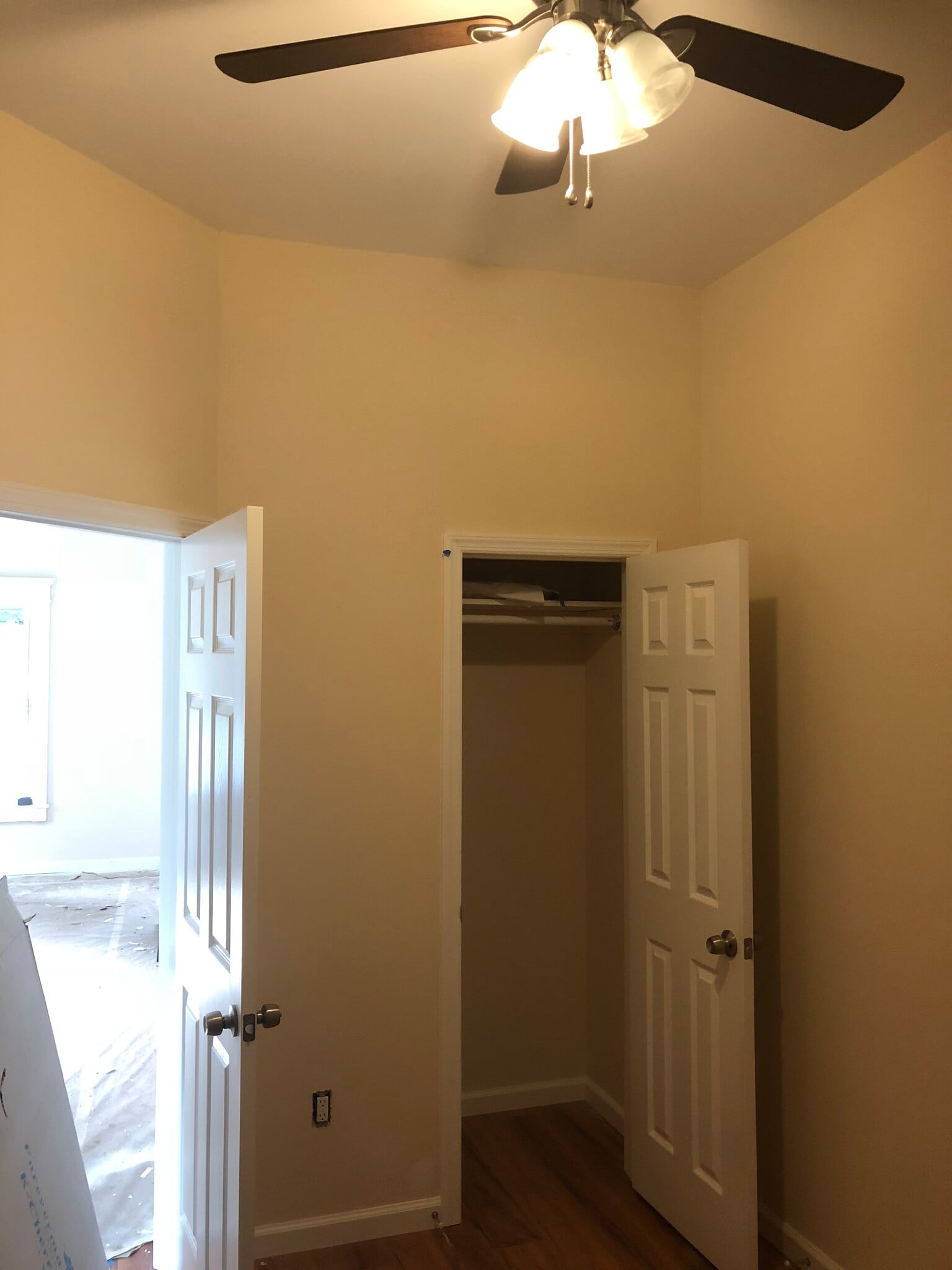 Bonus Room - 64 E Church St
