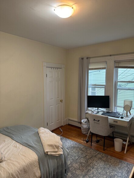 Building Photo - 7 Timon Ave