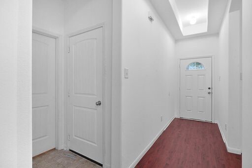 Building Photo - 2307 Shady Tree Ln