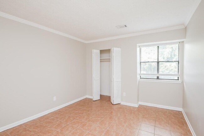 Building Photo - 5056 Rails Way