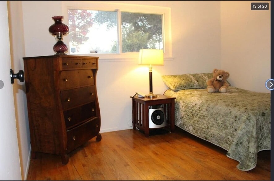 Building Photo - 118 Azucar Ave