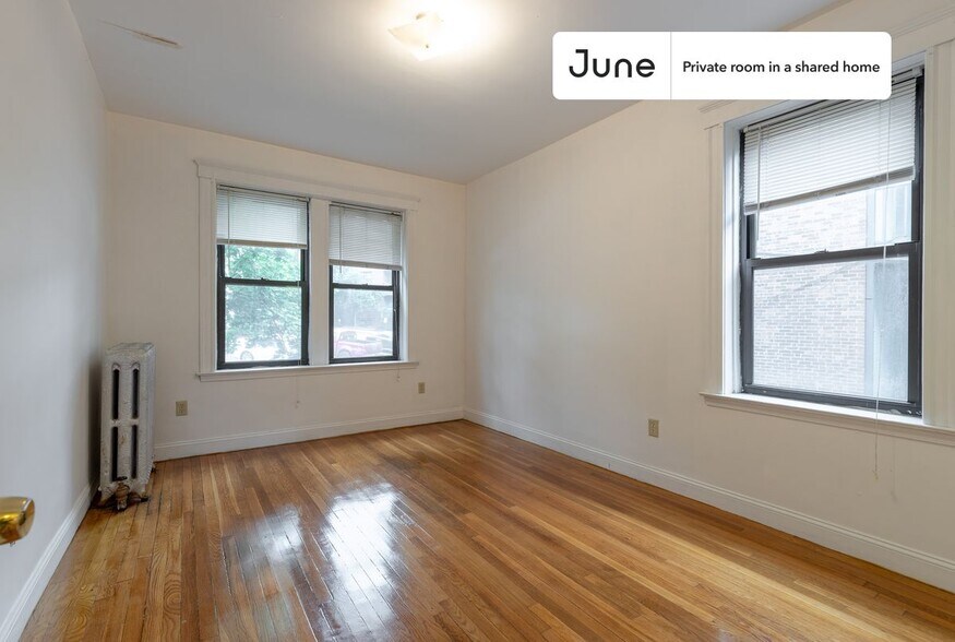 Primary Photo - Room in Shared 4 bed/2 bath home