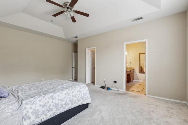 Building Photo - 607 Denali Dr