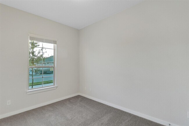 Building Photo - 12424 Iveson Dr