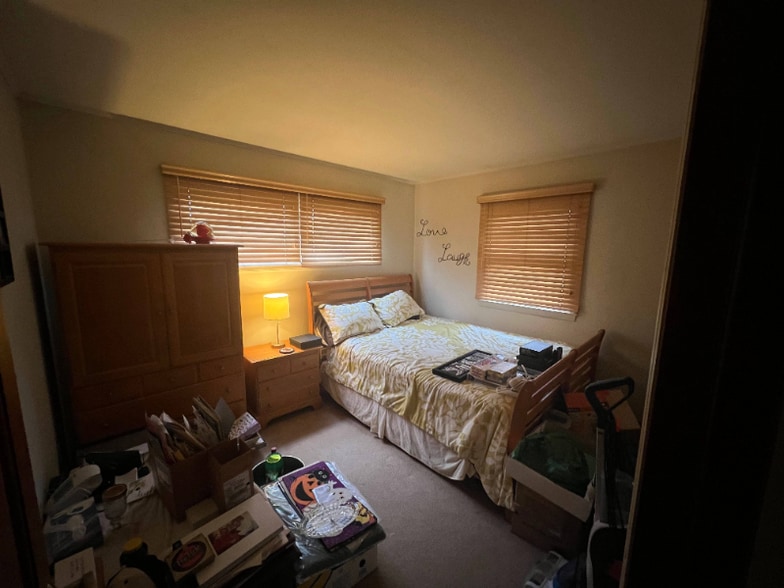 Building Photo - 15 Caldwell Rd