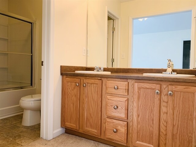 Building Photo - 612 Woodson Dr
