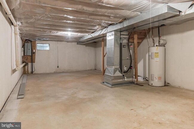 Building Photo - 46 Stonehurst Ct