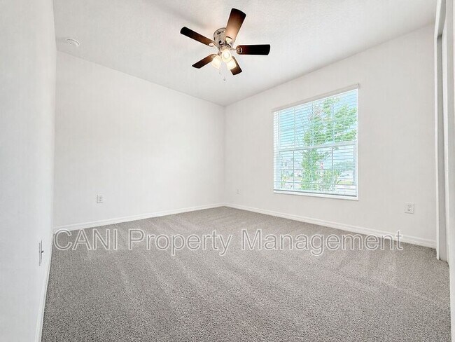 Building Photo - 1100 Sand Trap Ct