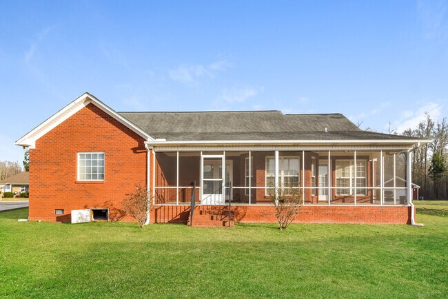 Building Photo - 237 Chestnut Oak Cir