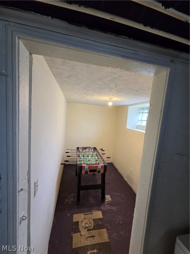 Building Photo - 22031 Miller Ave