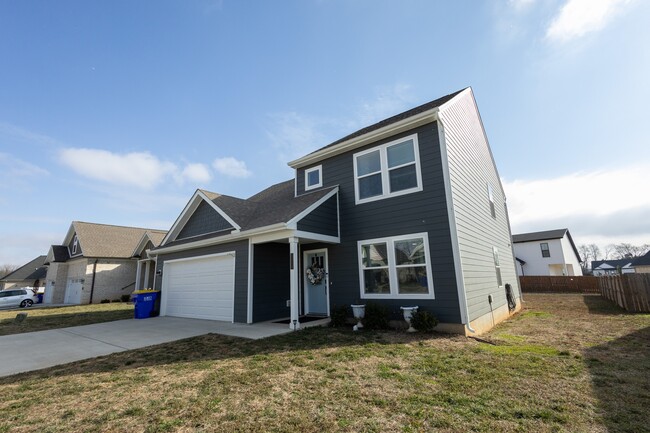 Building Photo - 3174 White Ash St