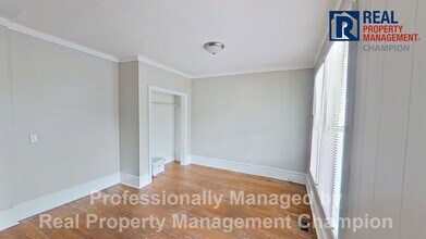 Building Photo - Charming 3 BD/1 BA in Heart of Wilmington