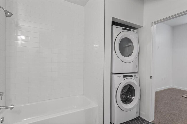 Building Photo - 230 18th St NW