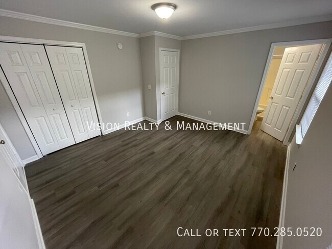 Building Photo - 1040 Thomasville Estates Dr SE