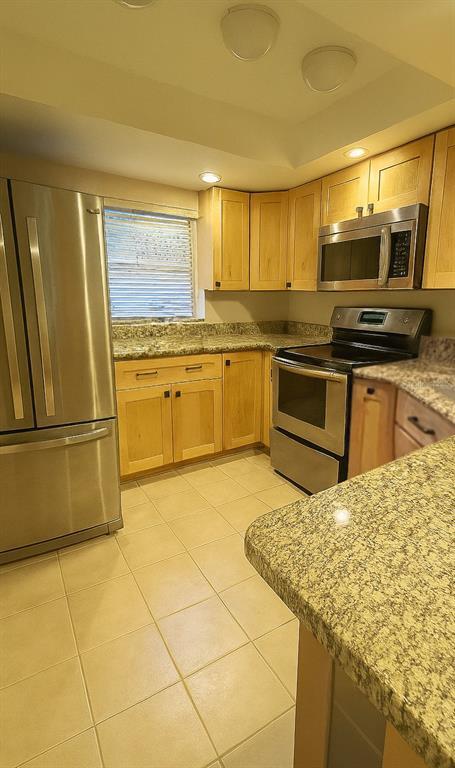 Primary Photo - 1056 E Michigan St