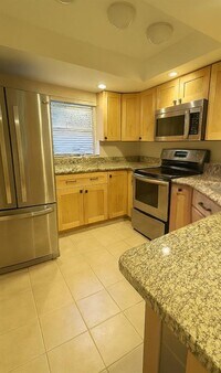 Building Photo - 1056 E Michigan St