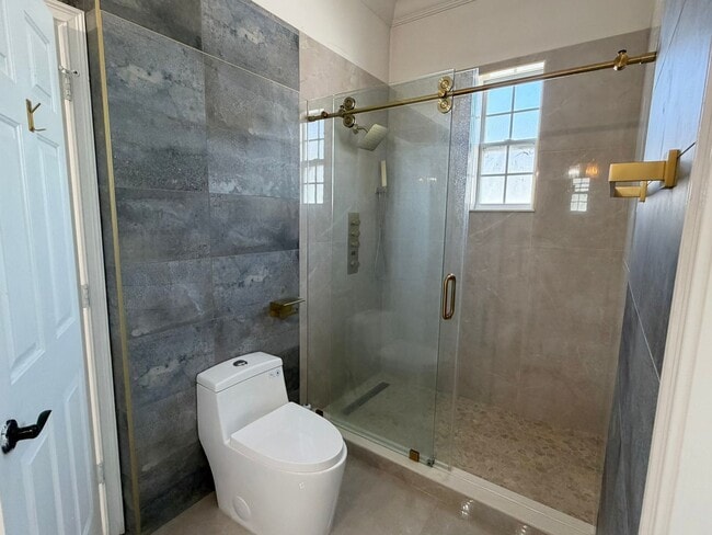 Building Photo - 2006 Pirie Pl