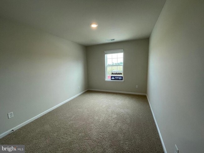 Building Photo - 182 Hamstead Dr
