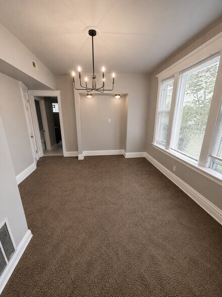Building Photo - 5735 S Marshfield Ave