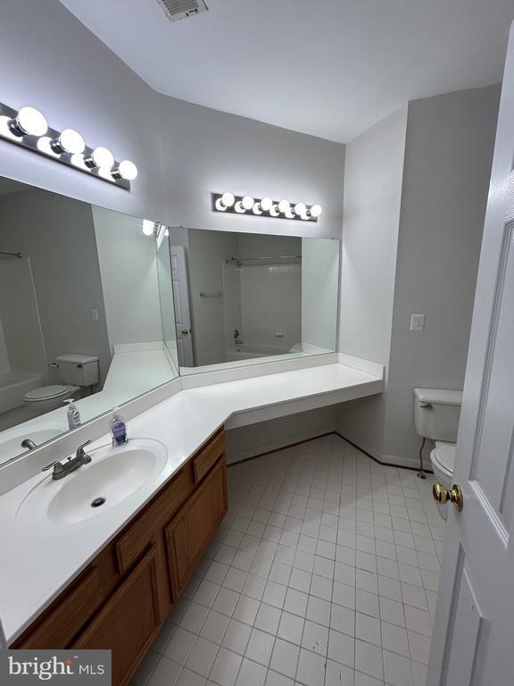 Building Photo - 46614 Drysdale Terrace