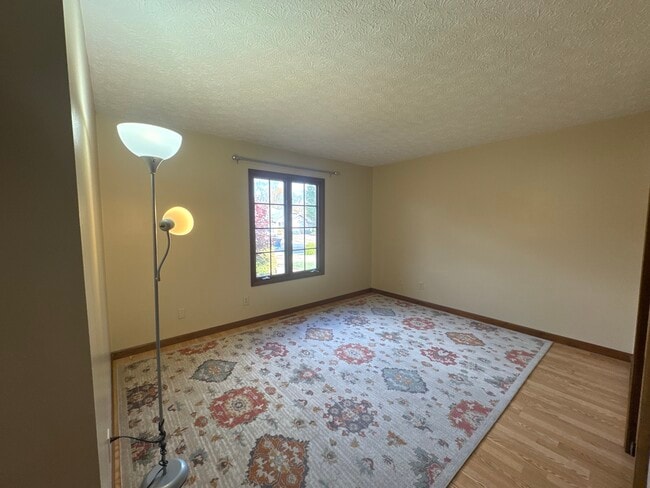 Building Photo - 9229 Westdrum Ct