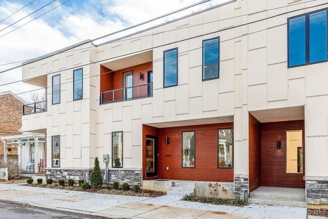 Building Photo - 1325 Knowlton St