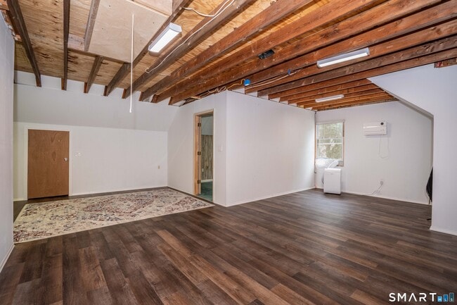 Building Photo - 302 Briarwood Ct