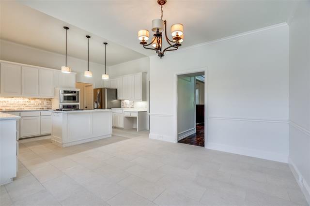 Building Photo - 2100 Brugge Ct