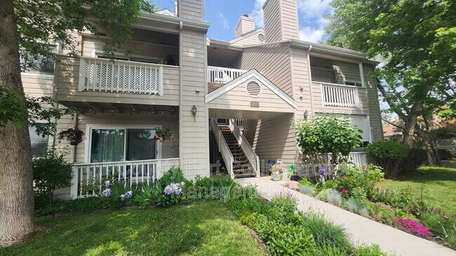 Primary Photo - 4915 Twin Lakes Rd