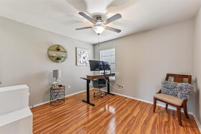 Building Photo - 538 Travertine Trail