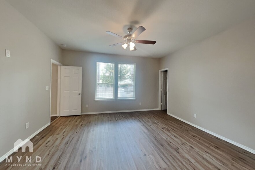 Building Photo - 4323 S Amber Ruse Ct