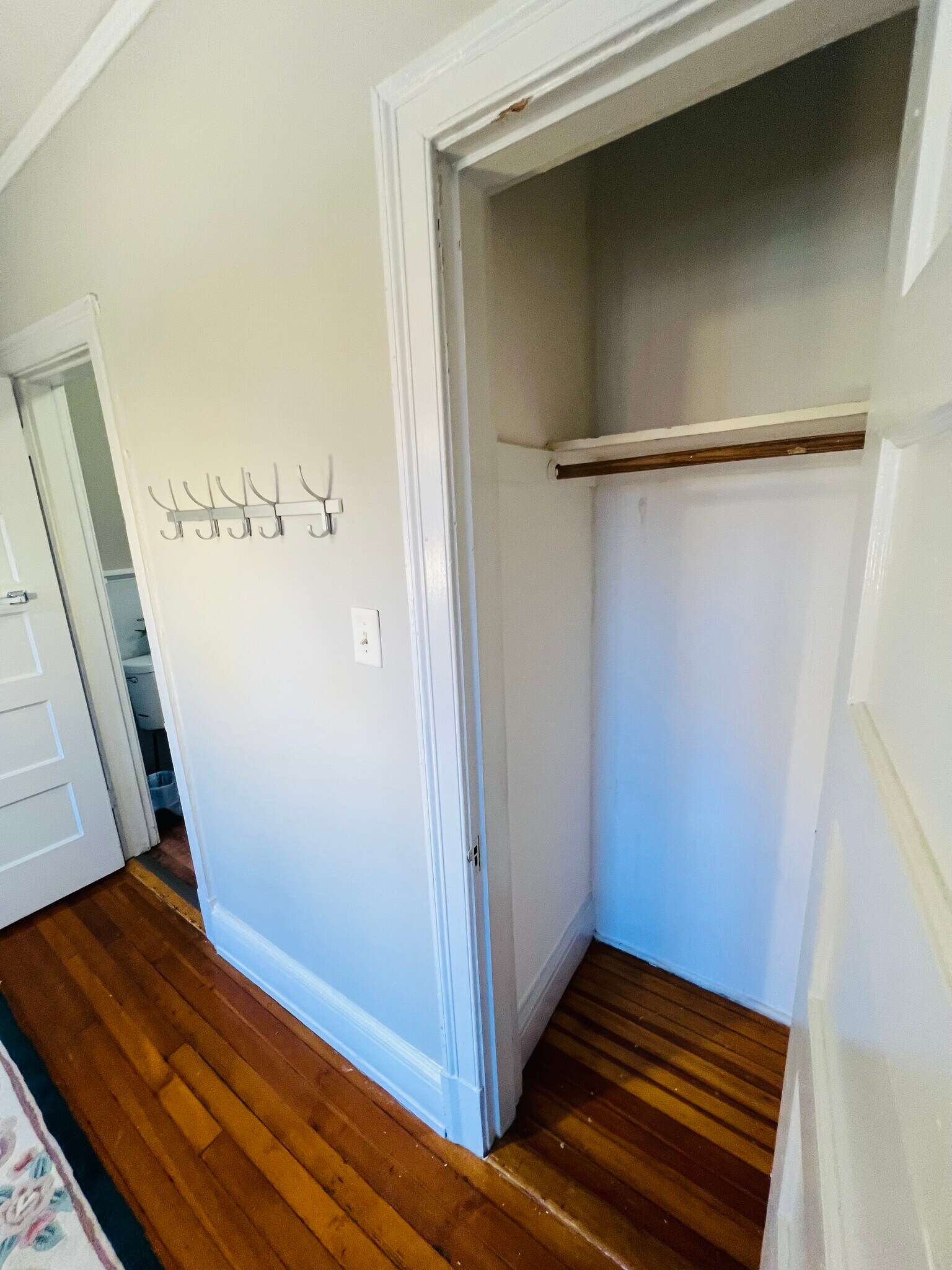 Building Photo - 1130 W Grace St