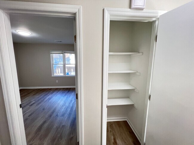 Building Photo - 4713 Matt Dr