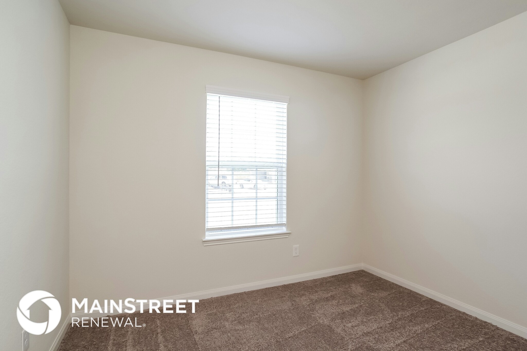 Building Photo - 27032 Leonardo Dr