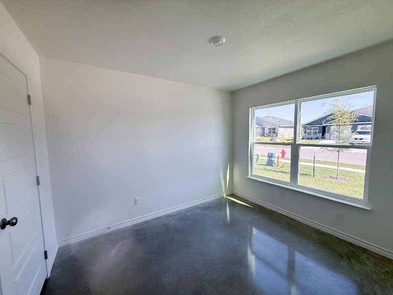 Building Photo - 1146 Lindsey Dr