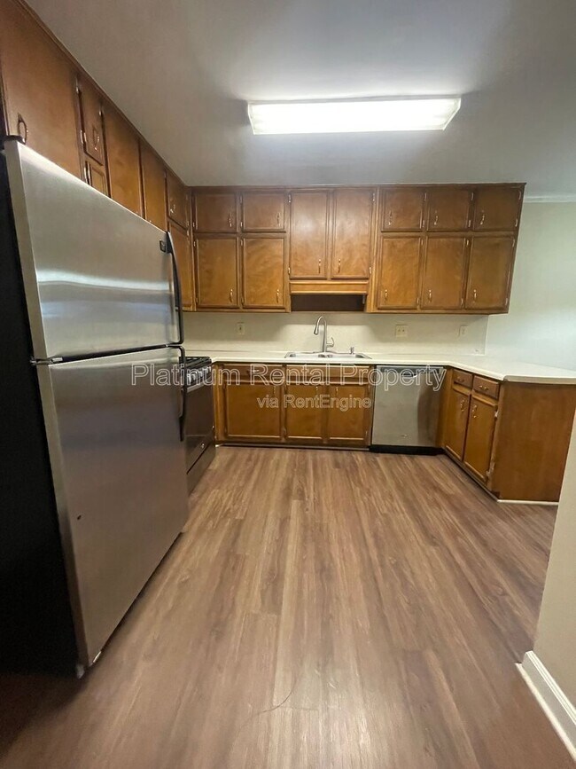 Building Photo - 3665 Orchard St