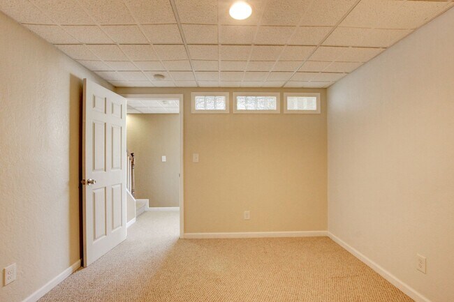 Building Photo - Two Story Home With Fireplace and Basement In Marymont