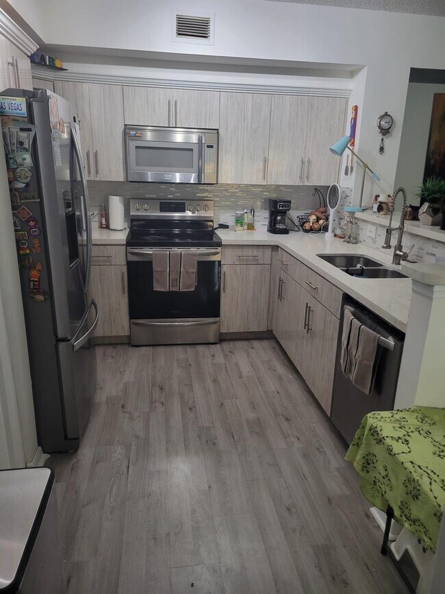 Building Photo - 2080 W Preserve Way