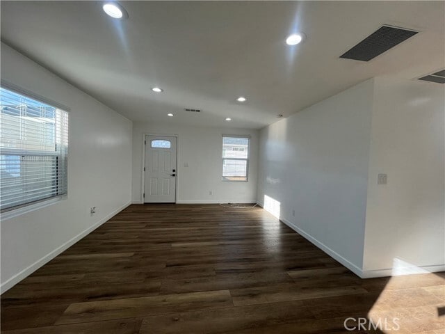 Building Photo - 10264-10262 Foster Rd