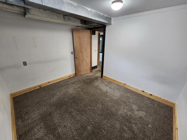 Building Photo - 2318 E Boulevard Ave