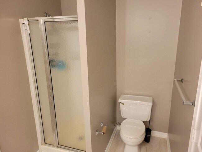 Bathroom 2 - 4411 Silverbrook Ln