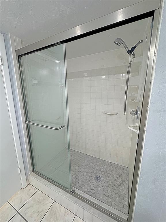 Building Photo - 660 Island Way